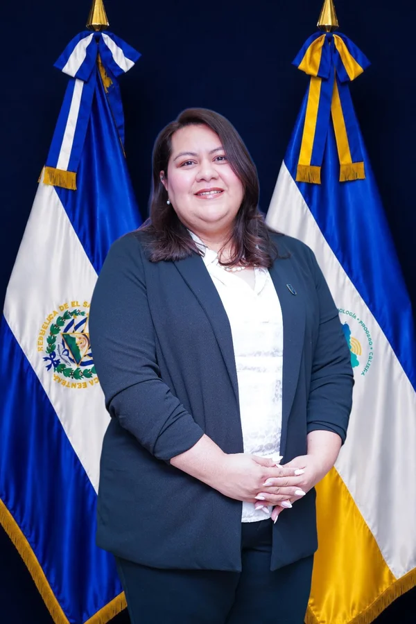 Licda. Ruth Escobar, Decana de la Facultad de Ciencias Económicas de UPES.